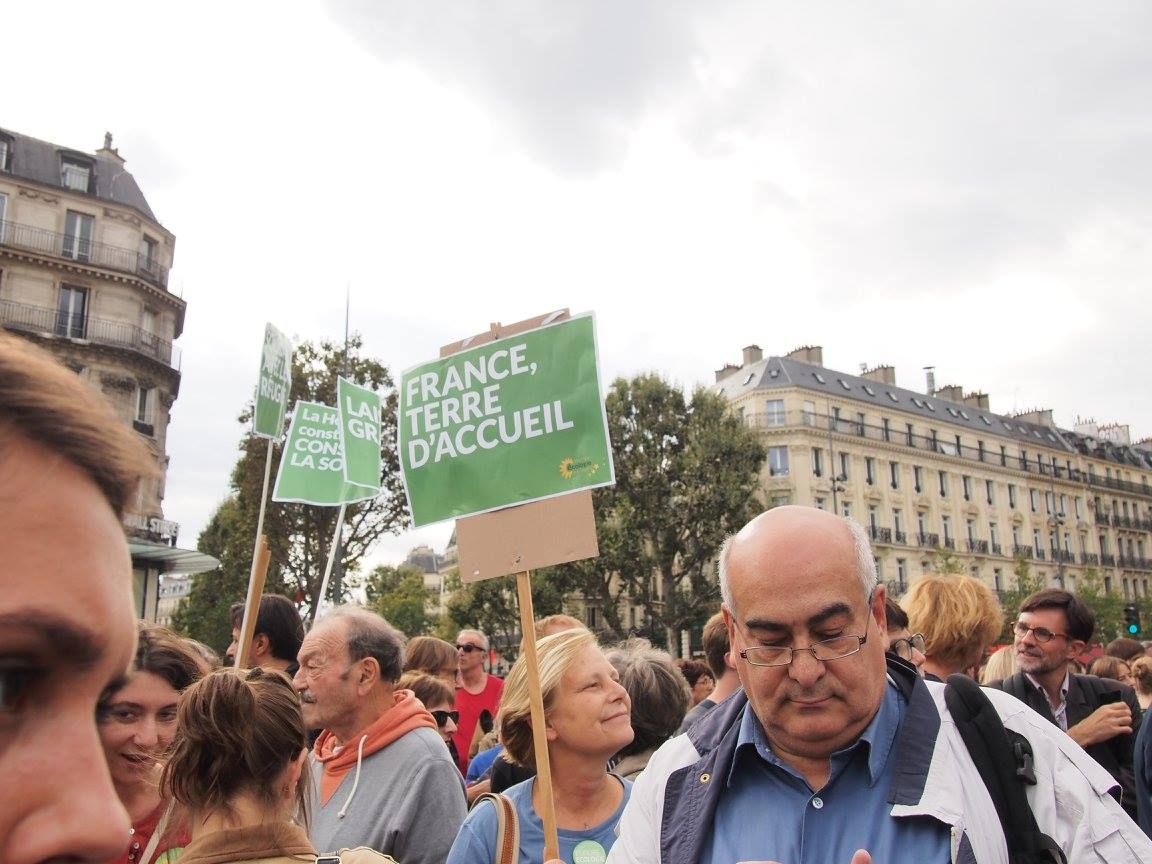 Paris 05/09/2015 : Rassemblement #PasEnNotreNom #Réfugiés #RefugeesDignity #OpenEurope