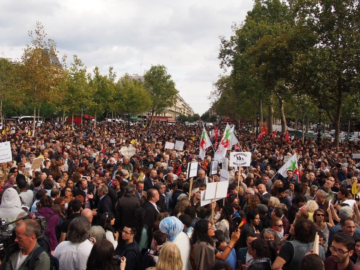 Paris 05/09/2015 : Rassemblement #PasEnNotreNom #Réfugiés #RefugeesDignity #OpenEurope