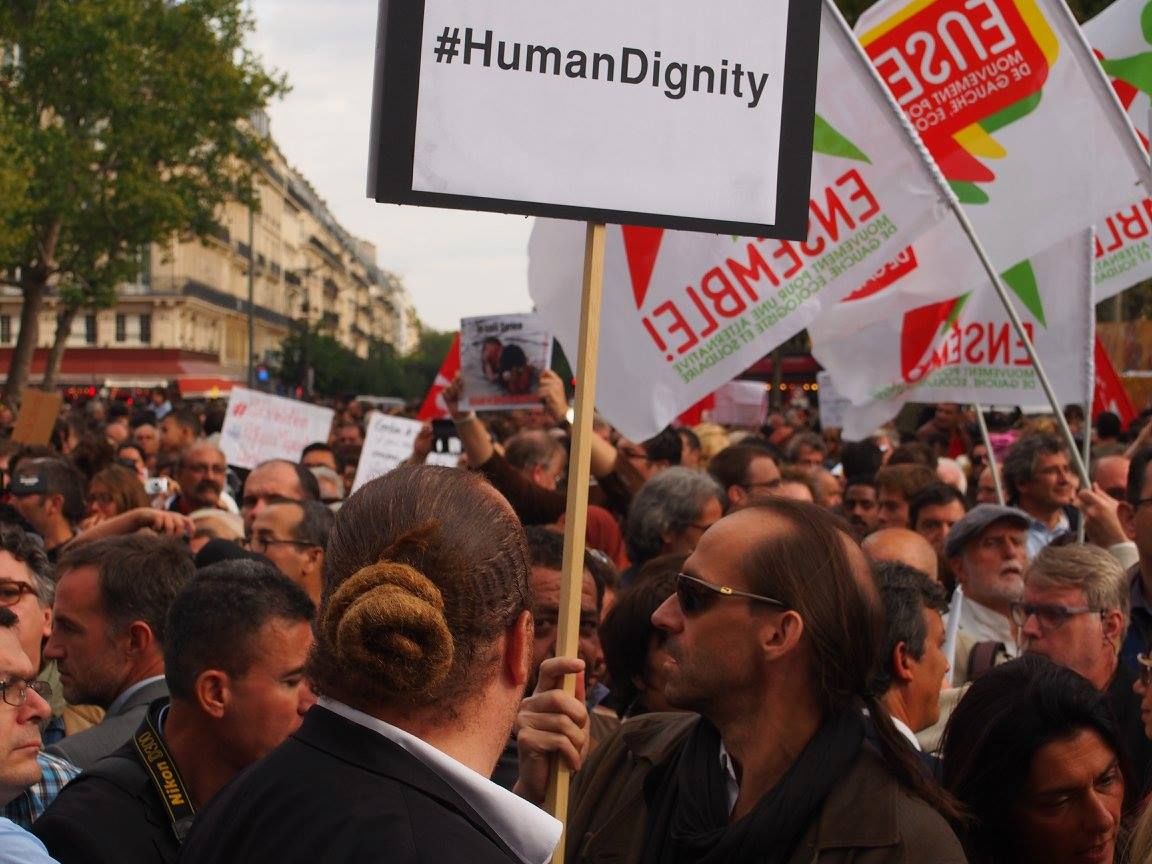 Paris 05/09/2015 : Rassemblement #PasEnNotreNom #Réfugiés #RefugeesDignity #OpenEurope