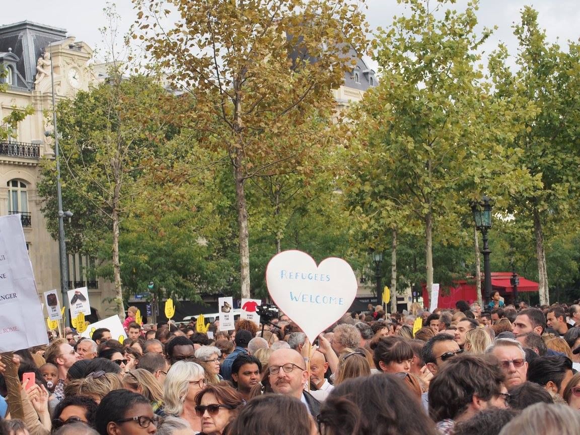 Paris 05/09/2015 : Rassemblement #PasEnNotreNom #Réfugiés #RefugeesDignity #OpenEurope