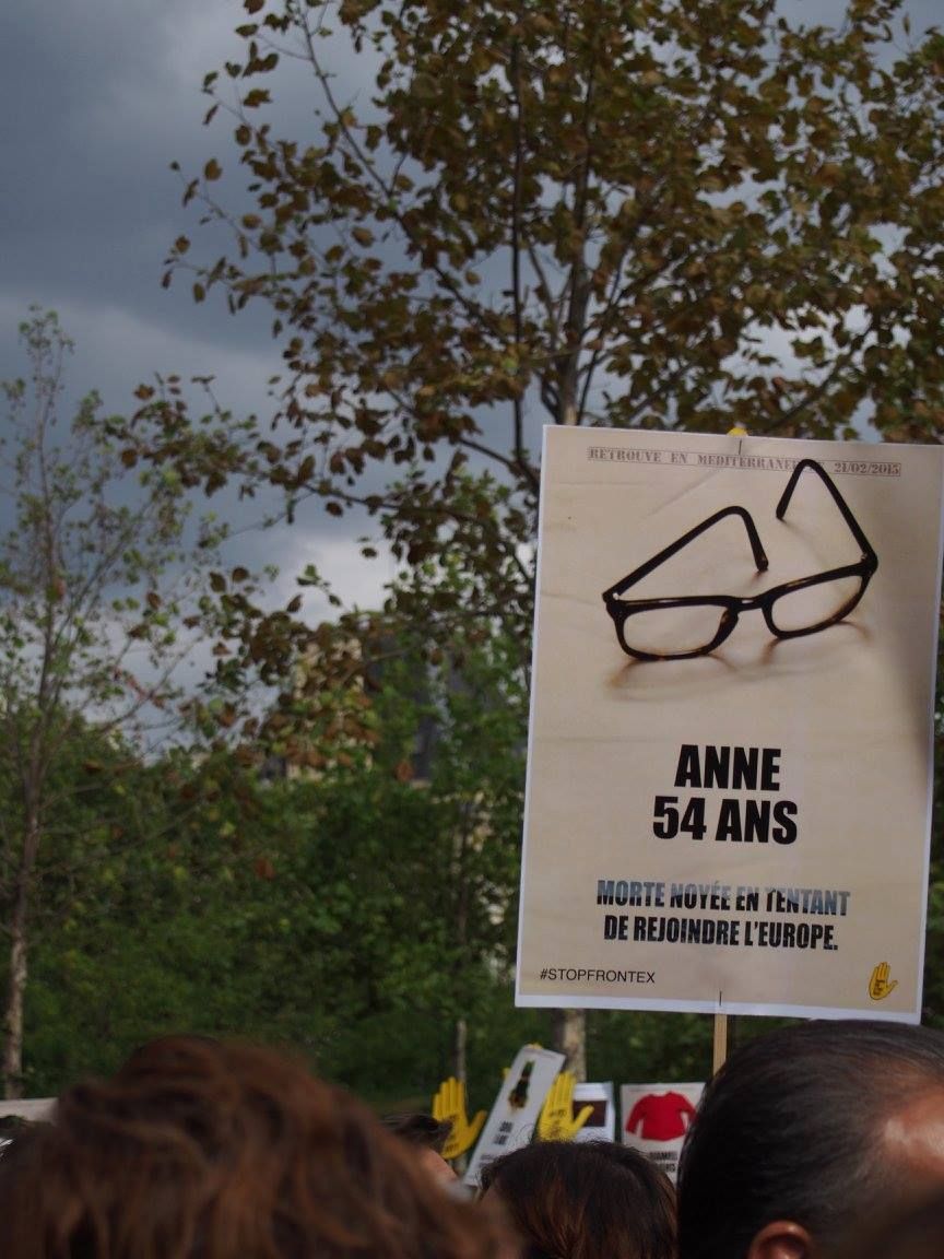 Paris 05/09/2015 : Rassemblement #PasEnNotreNom #Réfugiés #RefugeesDignity #OpenEurope