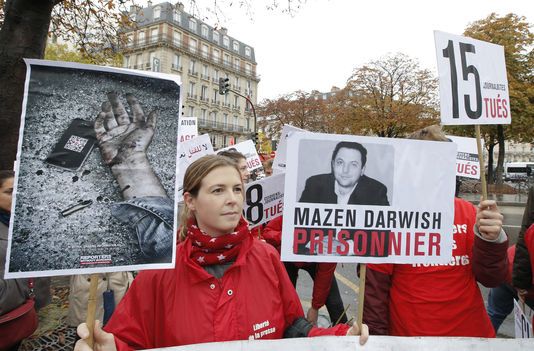 Le défenseur des droits de l’homme Mazen Darwich libéré en Syrie - par Laure Stephan