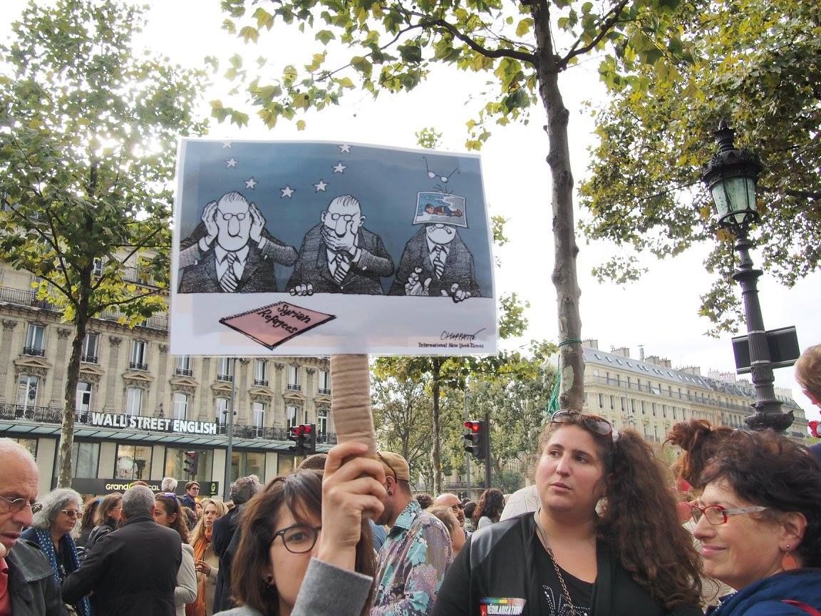 Paris 05/09/2015 : Rassemblement #PasEnNotreNom #Réfugiés #RefugeesDignity #OpenEurope