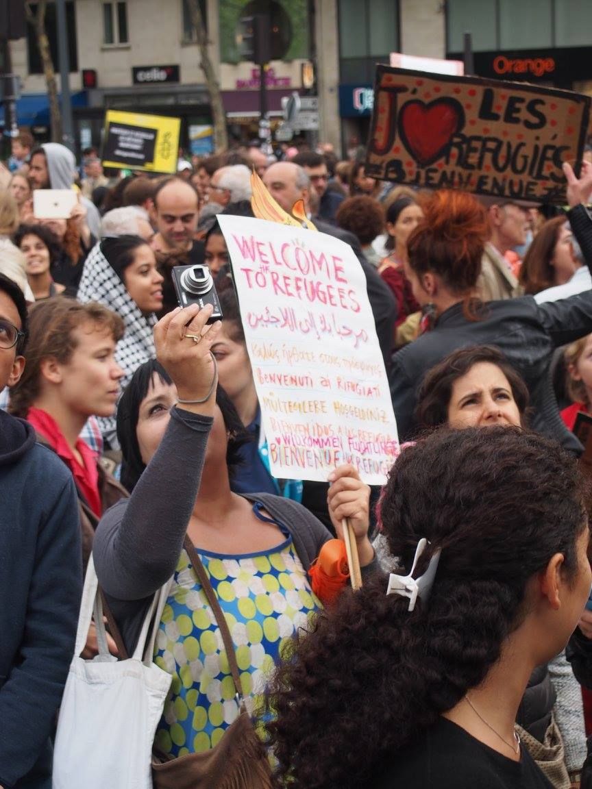 Paris 05/09/2015 : Rassemblement #PasEnNotreNom #Réfugiés #RefugeesDignity #OpenEurope