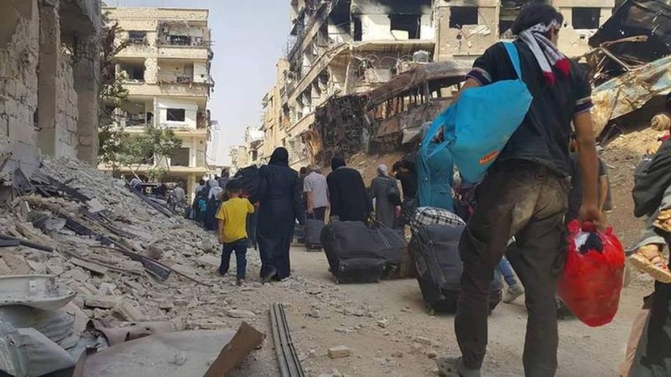 Etranglé par le régime d'Al-Assad, Daraya capitule - par Hala Kodmani