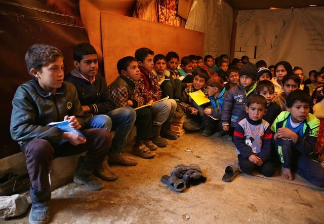 Mideast lebanon syrian refugees3