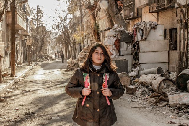 De ces années noires, Myriam, qui aime tant l'école, garde une grande fierté: elle n'a jamais manqué un jour de classe.