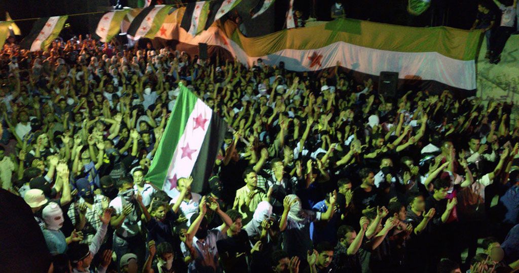 مظاهرة في كفرسوسة بتاريخ 12 حزيران 2012/ رويترز.
